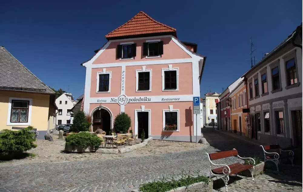 Penzion NA 15. POLEDNÍKU, Jindřichův Hradec Jindřichův Hradec I